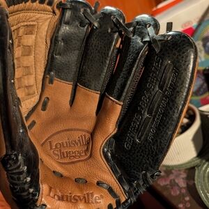 Left-handed Louisville Slugger Leather Baseball Glove - Brown & Black
